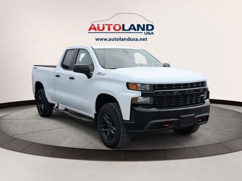 Used 2019 Chevrolet Silverado 1500 Custom Trail Boss image 3