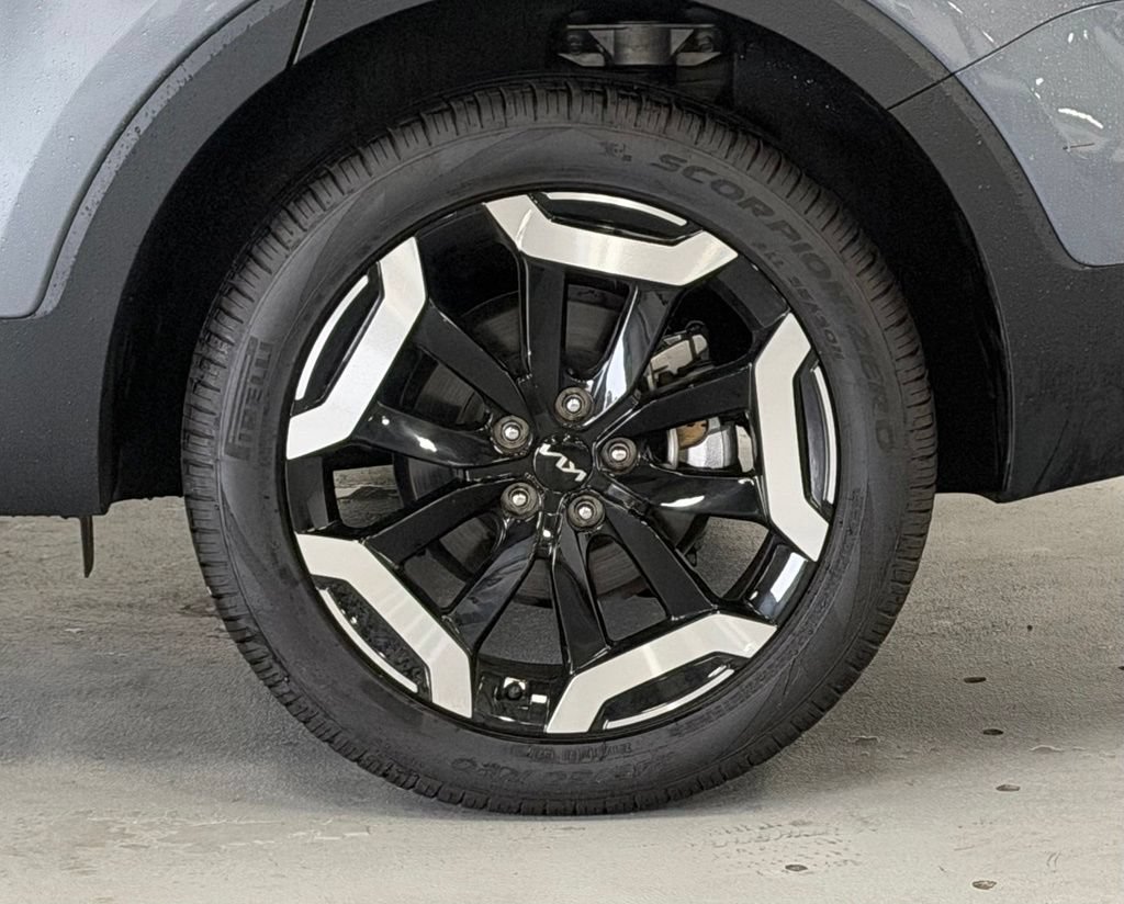 Used 2025 Kia Telluride S AWD/4WD image 8