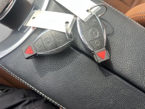 Used 2017 Mercedes-Benz GLC 300 300 image 38