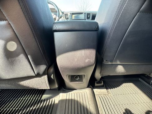 Used 2017 Toyota RAV4 Limited w/ Advanced Technology Package image 12