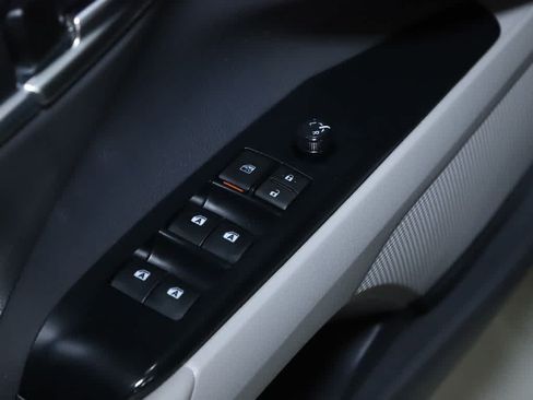 Certified 2019 Toyota Camry LE w/ Convenience Package FWD image 16