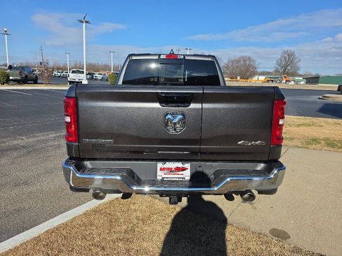 New 2026 RAM 1500 Big Horn AWD/4WD image 6