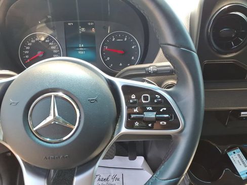 Used 2022 Mercedes-Benz Sprinter 3500 image 22