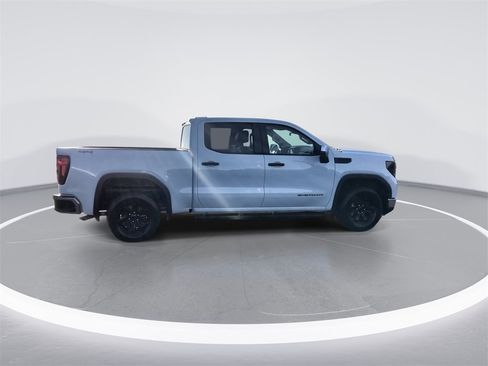 Used 2023 GMC Sierra 1500 Pro w/ Pro Value Package image 9