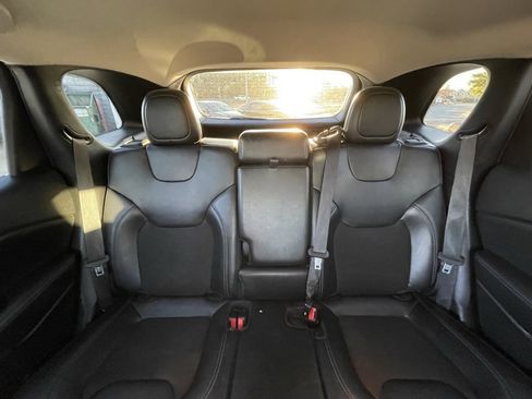 Used 2020 Jeep Cherokee Latitude Plus image 29