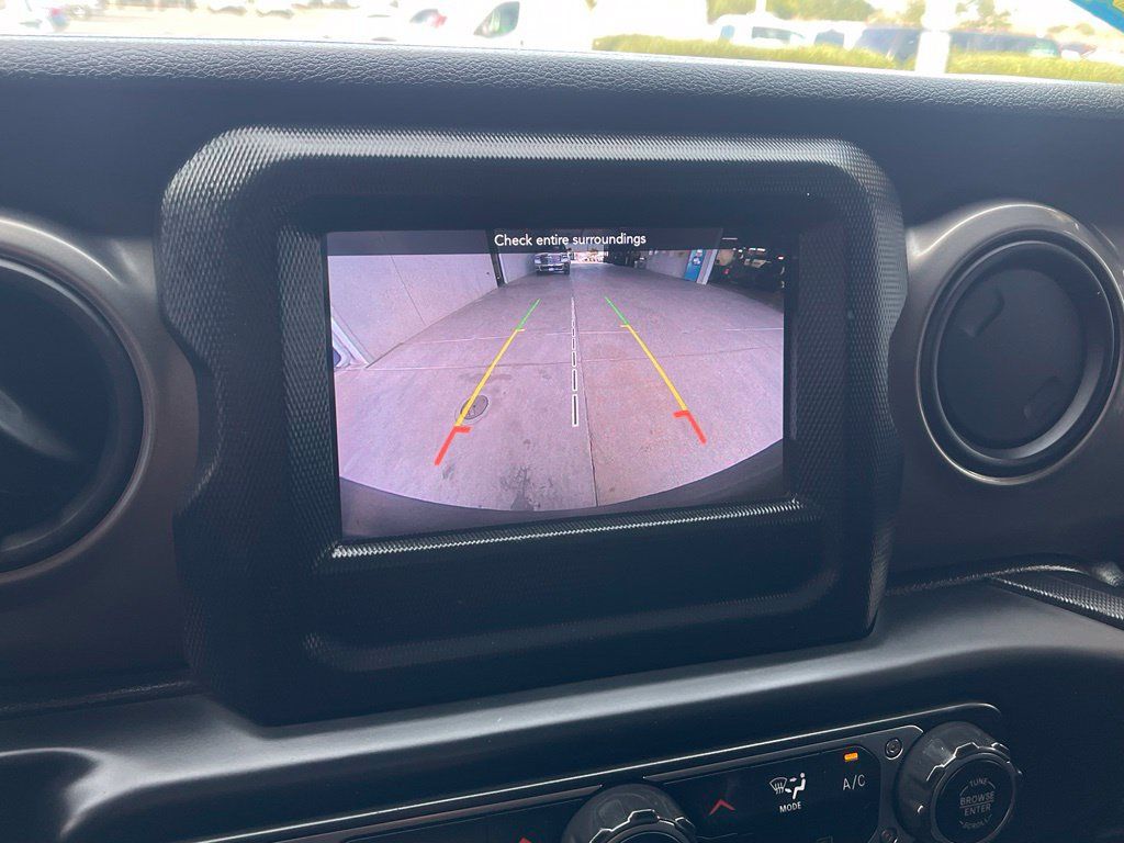 Used 2018 Jeep Wrangler Sport AWD/4WD image 19
