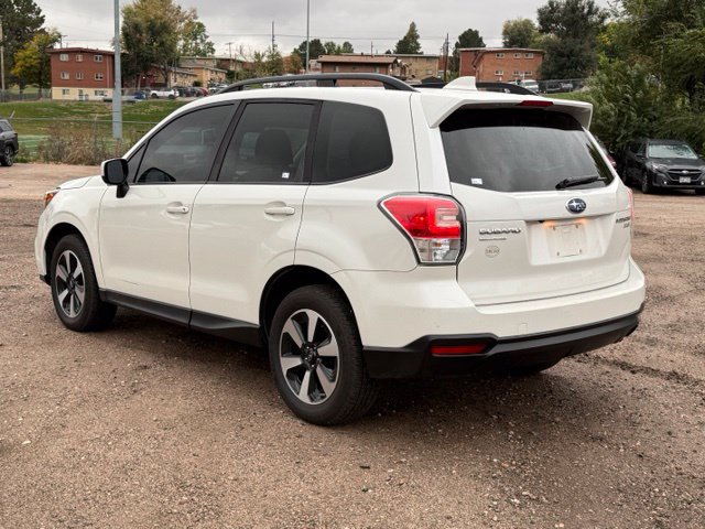 Used 2017 Subaru Forester 2.5i Premium AWD/4WD image 3
