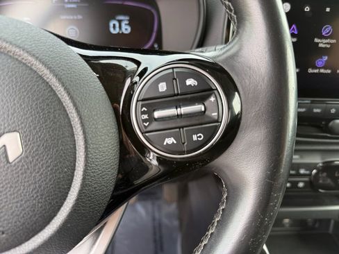 Used 2023 Kia Soul EX FWD image 22