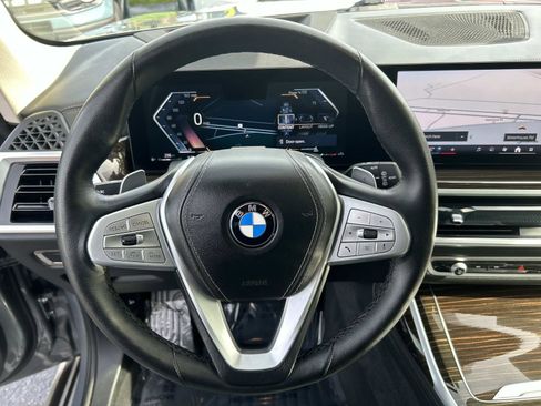 Used 2024 BMW X7 xDrive40i w/ Premium Package image 24