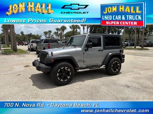 Used 2015 Jeep Wrangler Sport AWD/4WD image 2