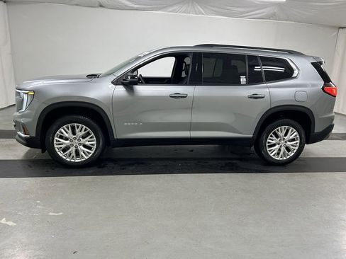 Certified 2024 GMC Acadia Elevation w/ Luxury Package image 6