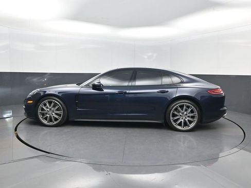 Used 2019 Porsche Panamera 4 w/ Premium Package image 2