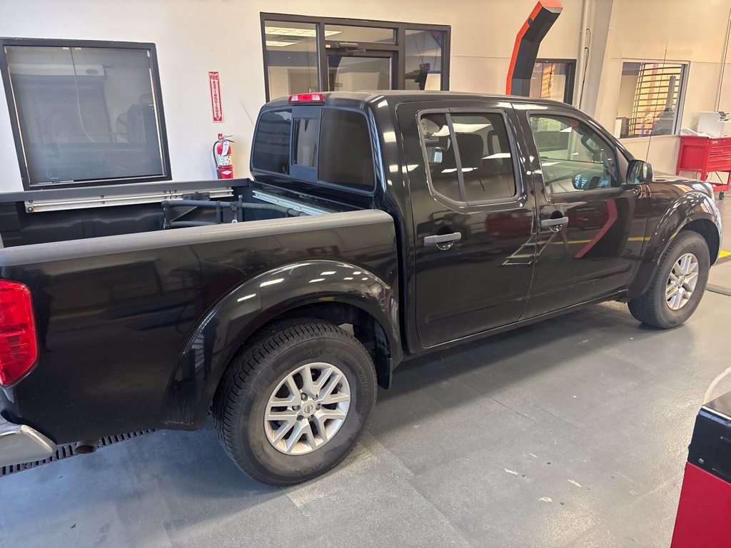 Used 2016 Nissan Frontier SV w/ SV Value Truck Package RWD image 8