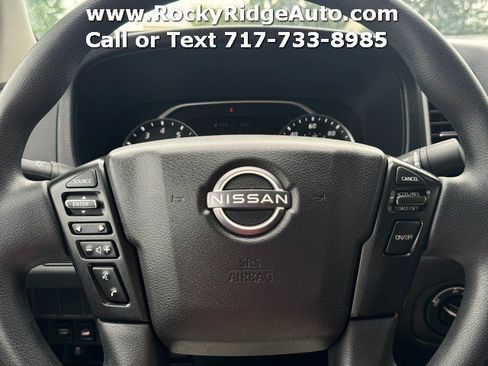 Used 2023 Nissan Frontier SV w/ Tow Package AWD/4WD image 11