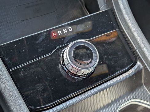 Used 2024 Jeep Grand Cherokee L Altitude AWD/4WD image 32