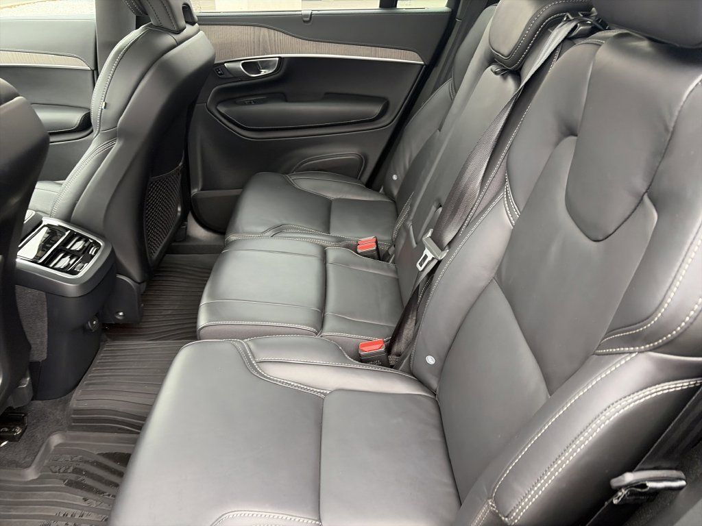 Used 2024 Volvo XC90 B6 Ultimate w/ Protection Package Premier AWD/4WD image 28
