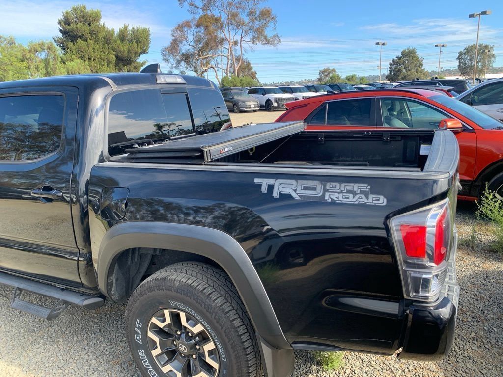 Used 2020 Toyota Tacoma TRD Off-Road w/ Technology Package RWD image 7
