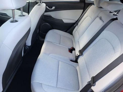 Used 2023 Hyundai Kona SE w/ Cargo Package image 23