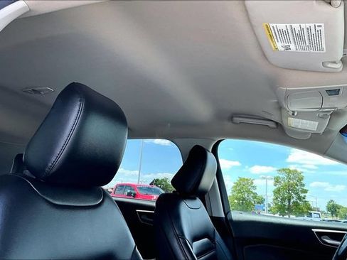 Used 2020 Ford Edge SEL FWD image 26