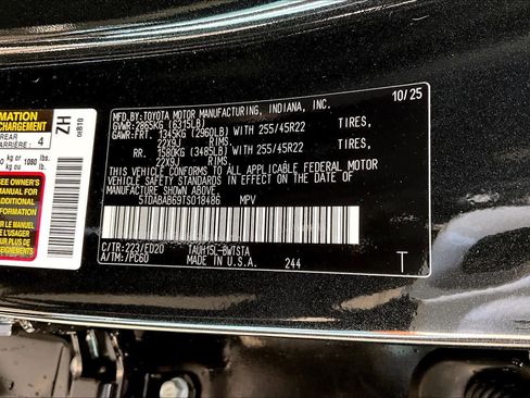 New 2026 Lexus TX 500h AWD image 22