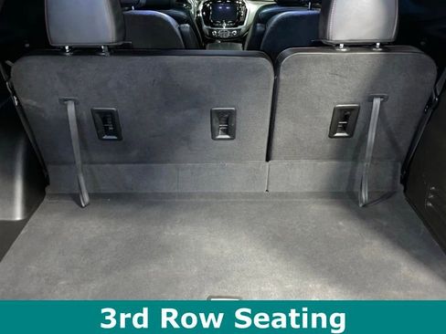 Used 2023 Chevrolet Traverse RS image 11