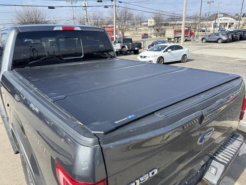 Used 2016 Ford F150 Lariat w/ Equipment Group 502A Luxury image 8