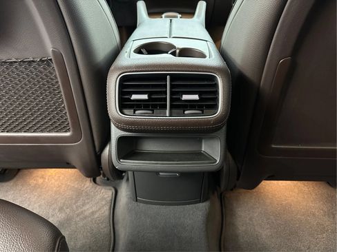 Used 2020 Mercedes-Benz GLS 450 4MATIC image 27
