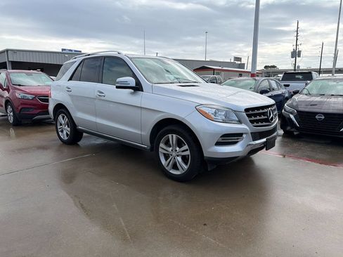 Used 2015 Mercedes-Benz ML 350 2WD image 4