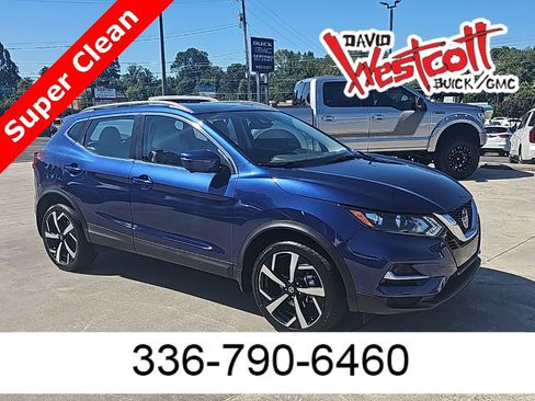 Used 2022 Nissan Rogue Sport SL image 1