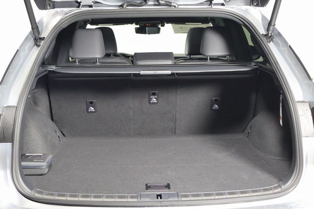 New 2026 Lexus RX 450h AWD w/ Convenience Package image 8
