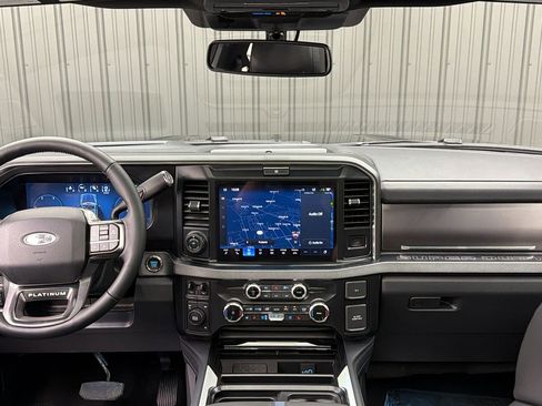 Used 2026 Ford F450 Platinum AWD/4WD image 38