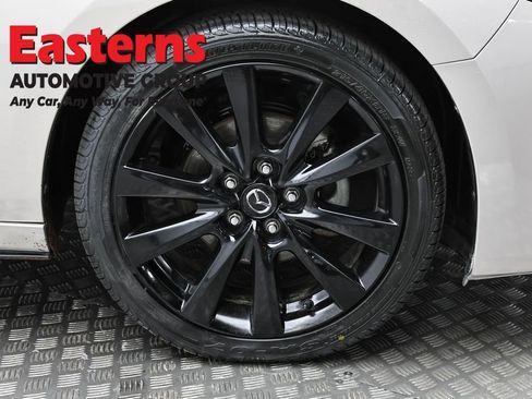 Used 2024 MAZDA MAZDA3 s image 32