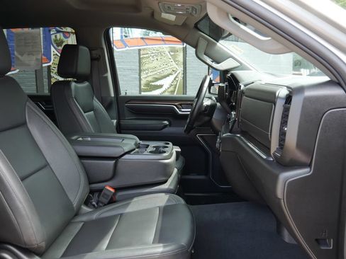 Used 2025 Chevrolet Silverado 2500 LT w/ Safety Package AWD/4WD image 10