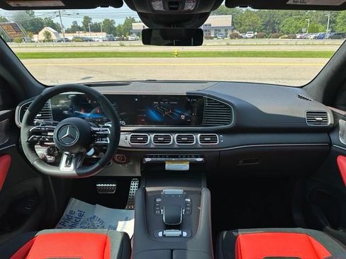 New 2026 Mercedes-Benz GLE 63 AMG S image 38