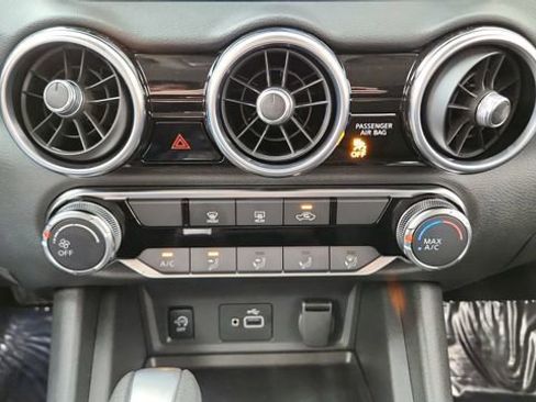 Used 2025 Nissan Sentra S image 45