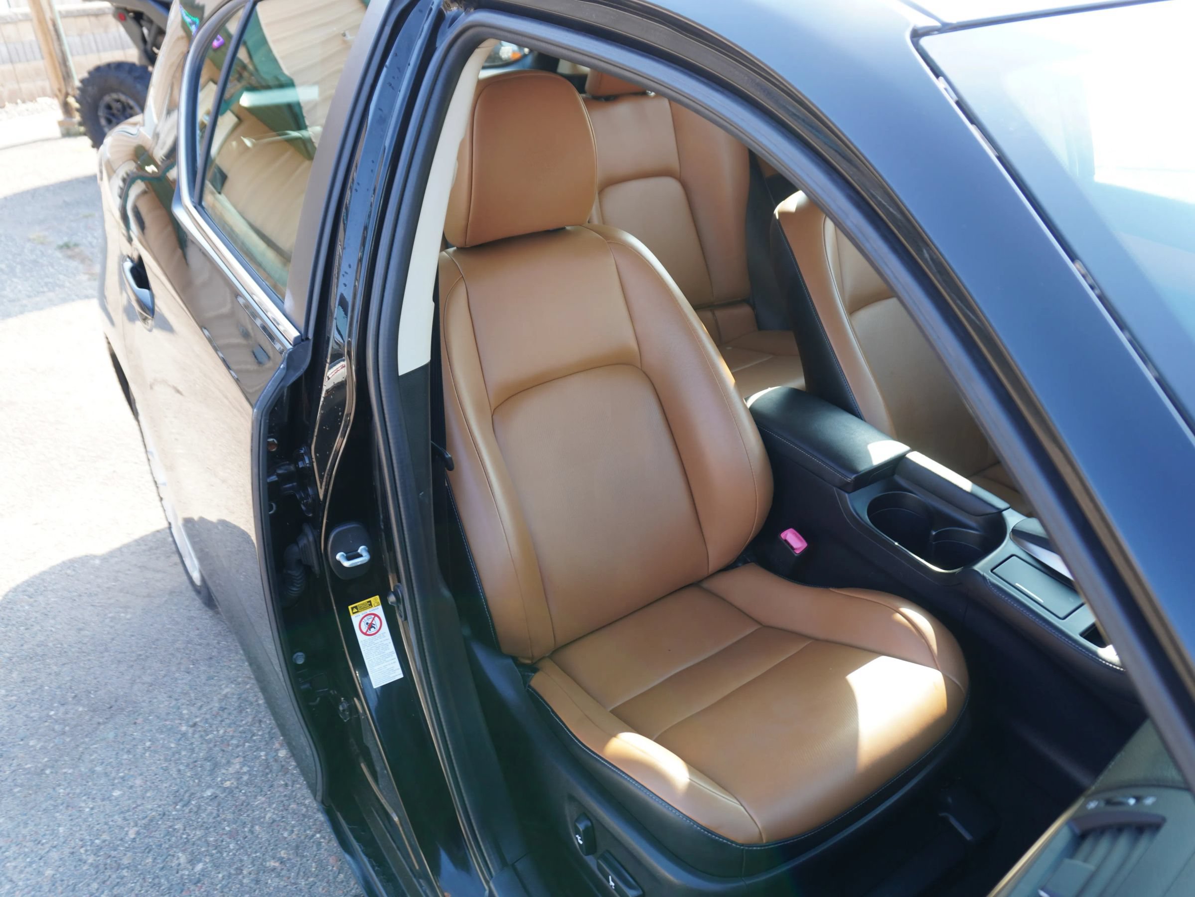 Used 2015 Lexus CT 200h w/ Navigation Package FWD image 25