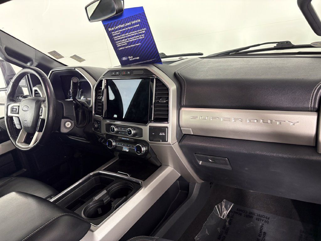 Used 2022 Ford F250 Lariat w/ Black Appearance Package AWD/4WD image 35