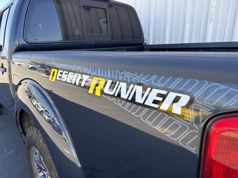 Used 2016 Nissan Frontier Desert Runner image 3