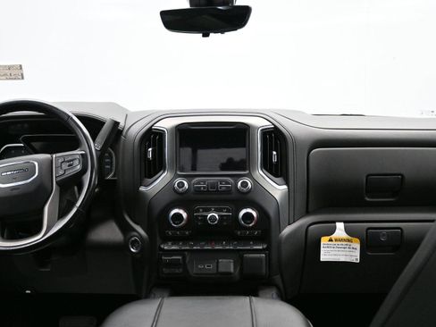 Used 2023 GMC Sierra 3500 Denali w/ Denali Ultimate Package image 17