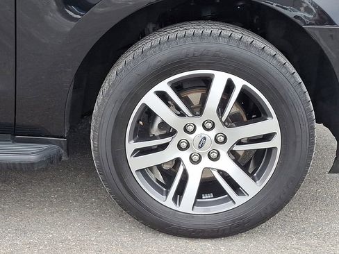 Certified 2024 Ford Expedition Limited AWD/4WD image 8