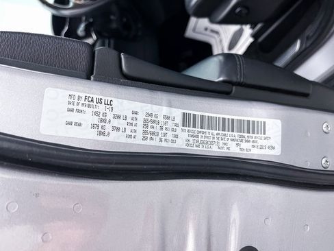 Used 2019 Jeep Grand Cherokee Limited w/ Luxury Group II image 40