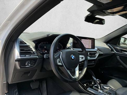 Used 2023 BMW X4 xDrive30i w/ Parking Assistance Package AWD/4WD image 10