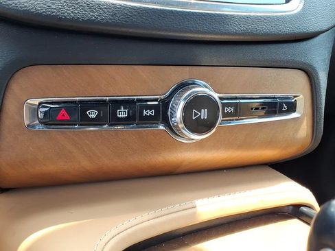 Used 2019 Volvo XC90 T6 Inscription w/ Protection Package AWD/4WD image 16