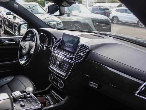 Used 2018 Mercedes-Benz GLE 43 AMG 4MATIC image 15
