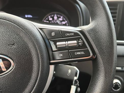 Used 2022 Kia Sportage LX image 19