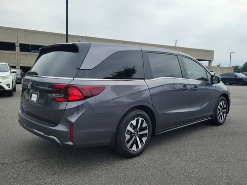Certified 2026 Honda Odyssey EX-L image 5