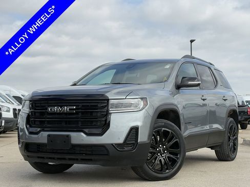 Used 2023 GMC Acadia SLE w/ Driver Convenience Package image 2