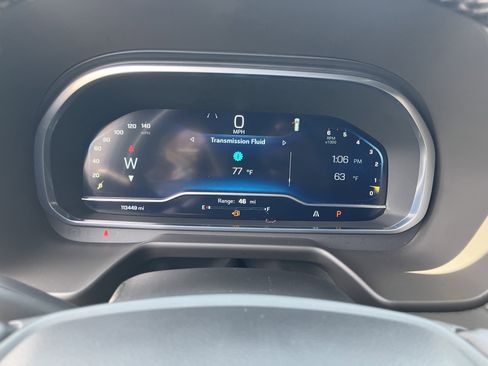 Used 2022 Chevrolet Suburban LT w/ Luxury Package image 31