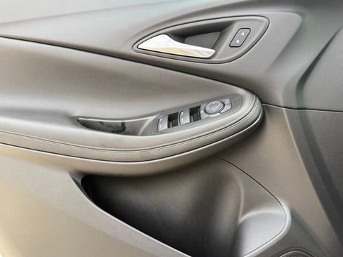 Used 2025 Buick Encore GX Preferred FWD image 22