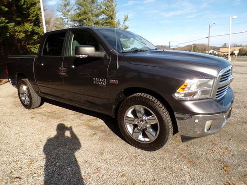 Used 2019 RAM 1500 Big Horn image 6